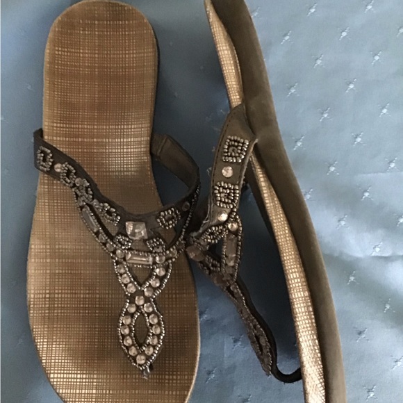 Women’s Kenneth Cole sandals - Picture 3 of 4